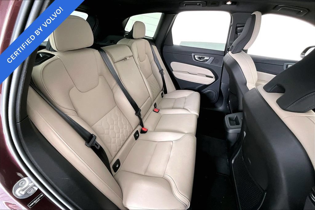 Used 2026 Volvo XC60 B5 Plus w/ Climate Package AWD/4WD image 32