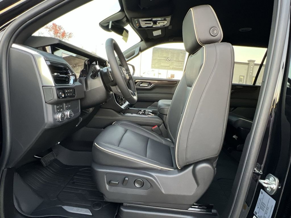 New 2026 GMC Yukon XL Elevation w/ LPO, Floor Liner Package image 13