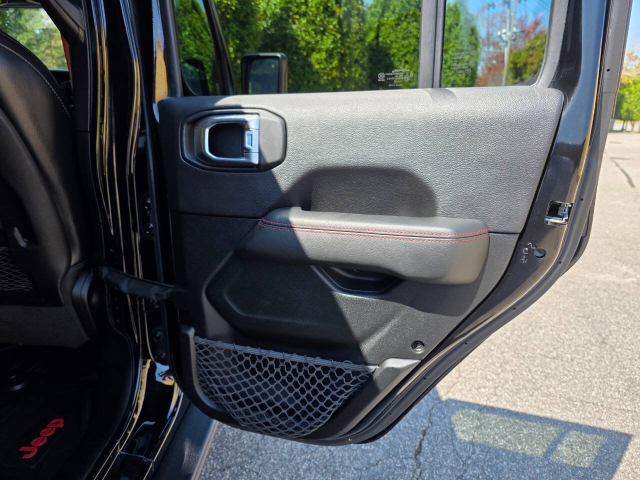 Used 2020 Jeep Wrangler Unlimited Rubicon w/ Quick Order Package 28Y Recon AWD/4WD image 33