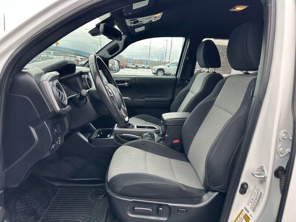 Used 2023 Toyota Tacoma TRD Off-Road image 13