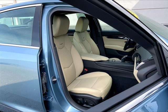 Used 2024 Cadillac CT5 Premium Luxury RWD image 6