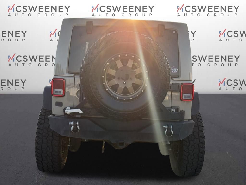 Used 2017 Jeep Wrangler Unlimited Sahara w/ Connectivity Group image 4