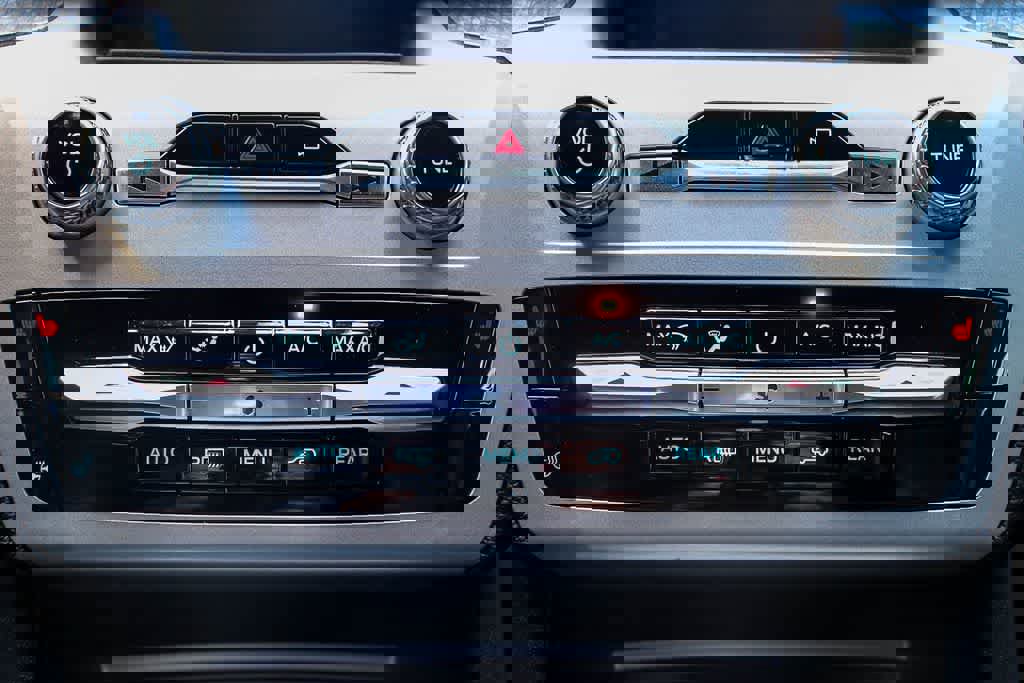 Used 2023 Ford Explorer Timberline w/ Timberline Technology Package image 14