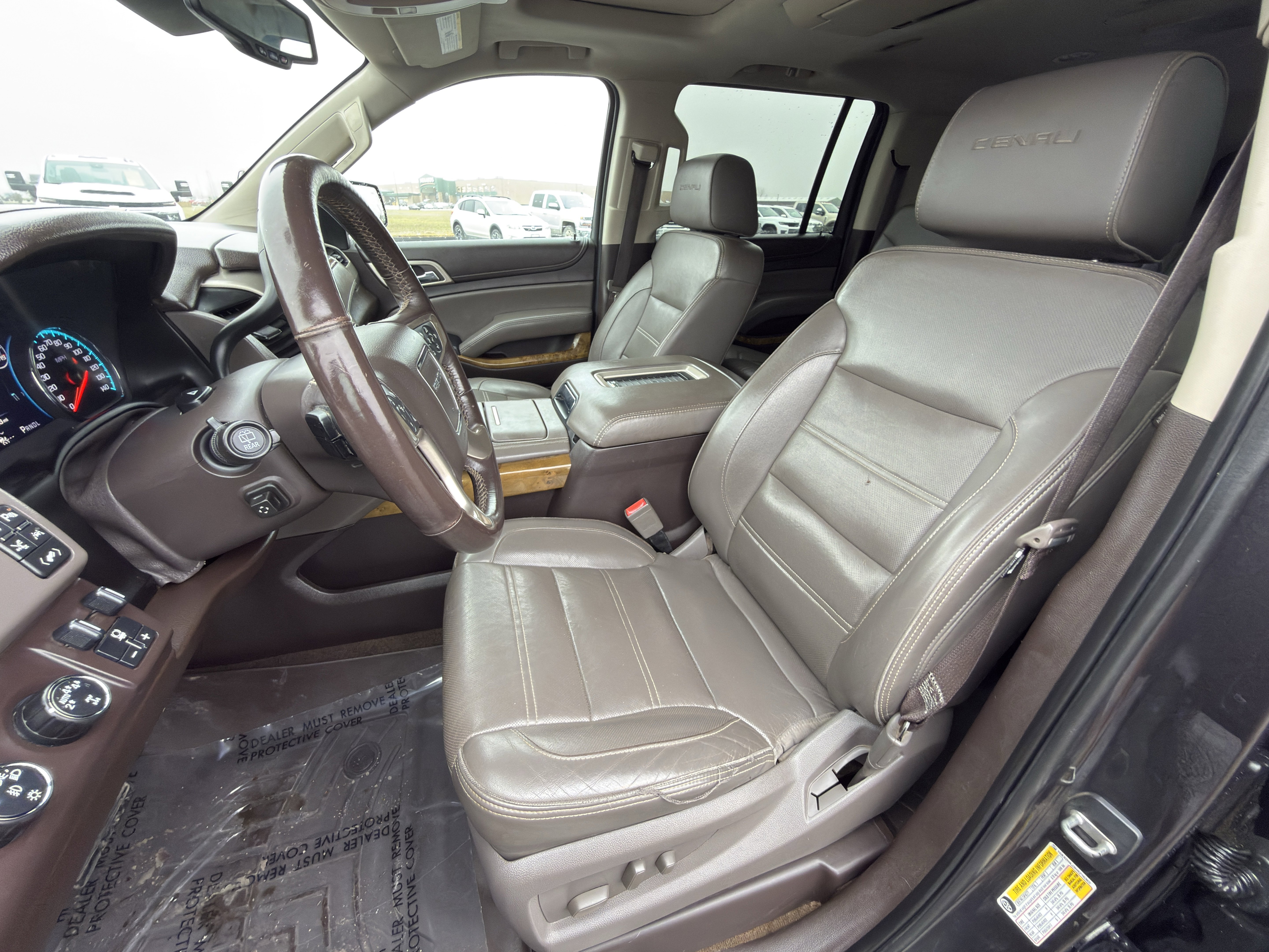 Used 2017 GMC Yukon XL Denali w/ Open Road Package image 11