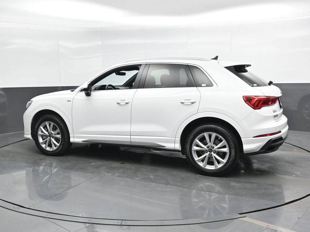 Used 2023 Audi Q3 2.0T Premium image 8