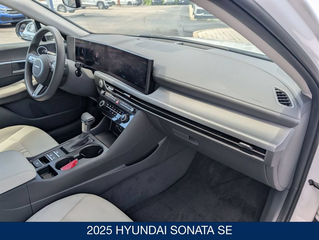 Certified 2025 Hyundai Sonata SE FWD image 31