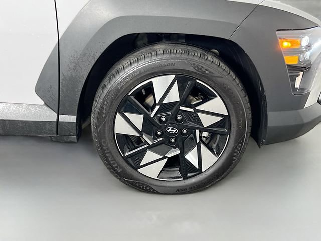 Used 2025 Hyundai Kona SEL image 35