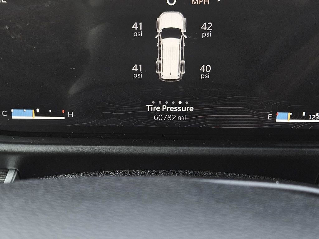 Used 2024 Jeep Wagoneer Series II w/ Flexible Seating Group image 17