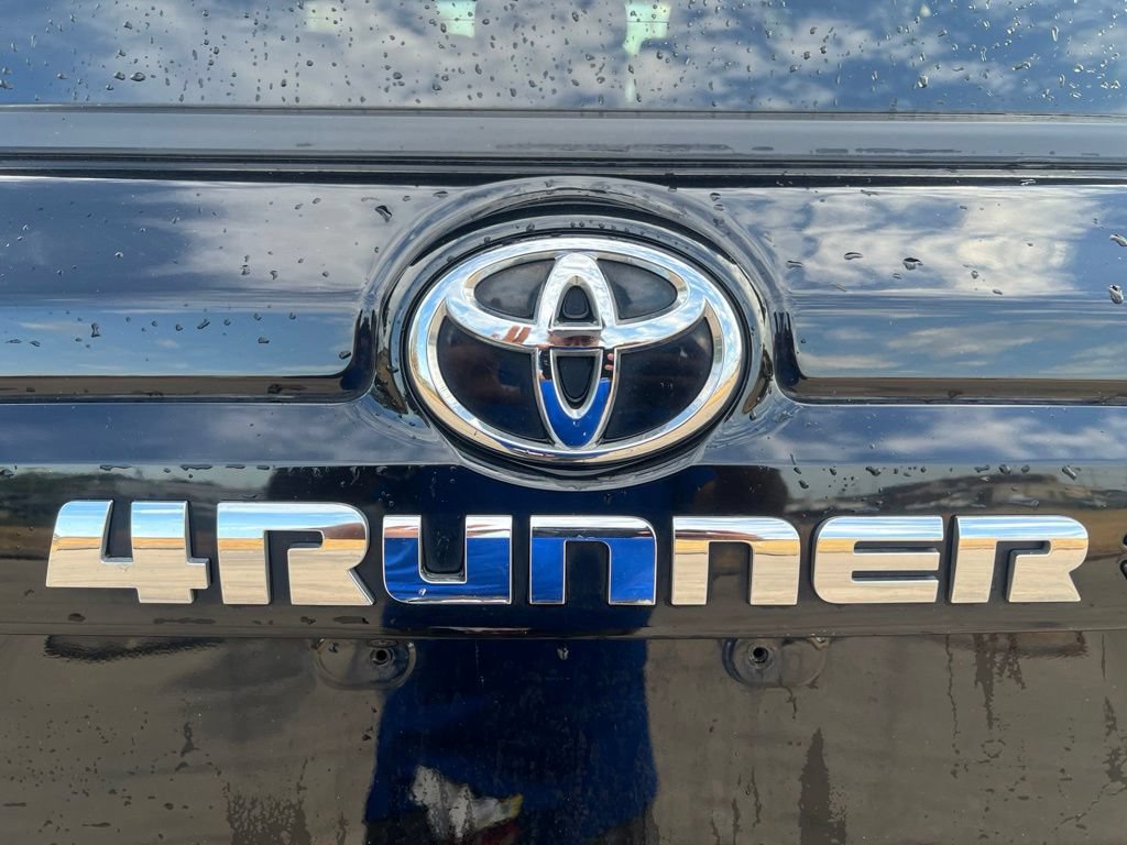 Used 2024 Toyota 4Runner SR5 RWD image 12