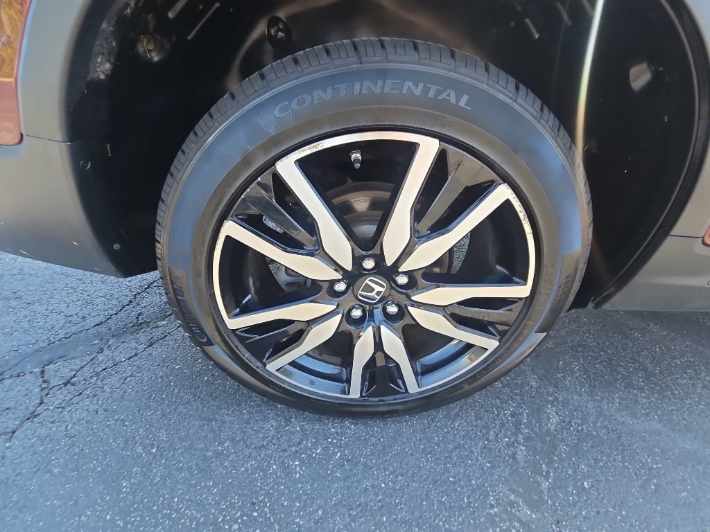 Used 2020 Honda Pilot Elite image 11