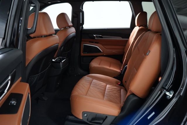 New 2025 Kia Telluride AWD image 32