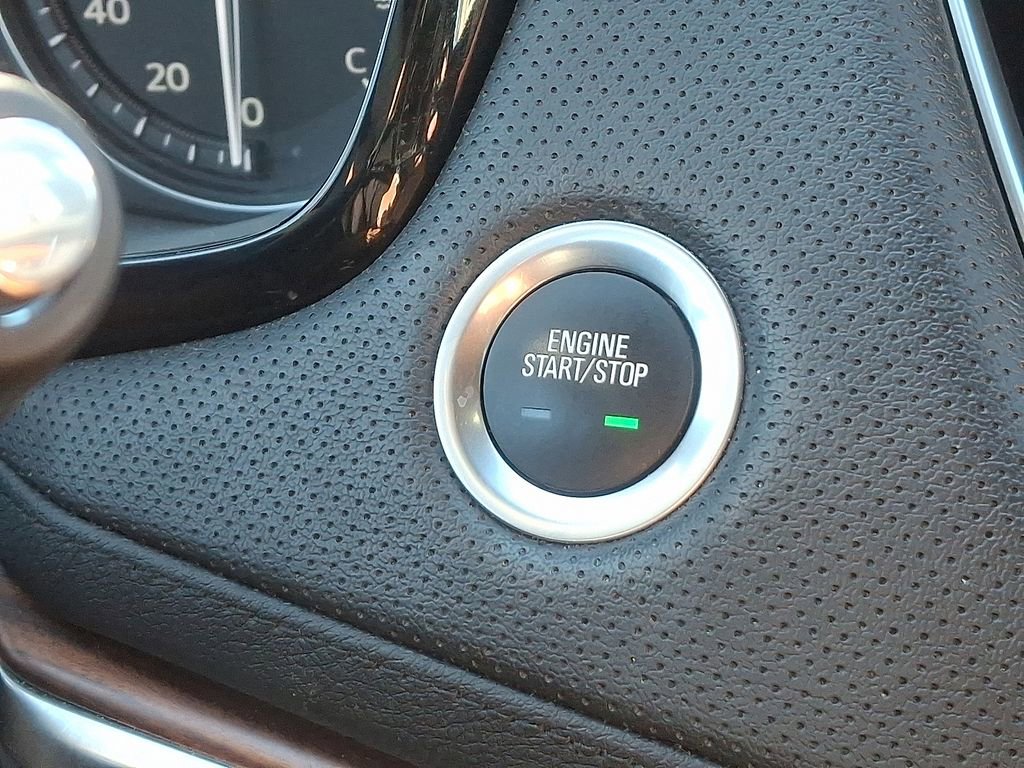 Certified 2025 Cadillac XT5 Premium Luxury w/ Technology Package image 25