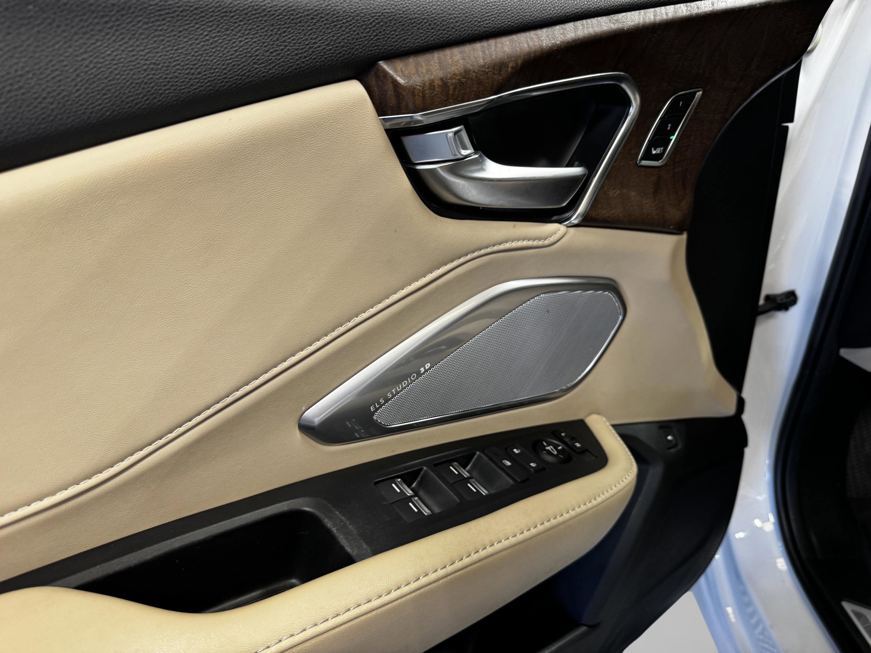 Used 2021 Acura RDX AWD w/ Advance Package image 18