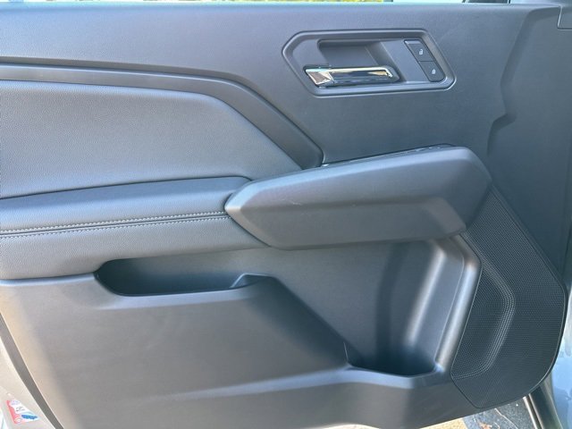 Used 2025 GMC Canyon Elevation w/ Convenience Package image 9