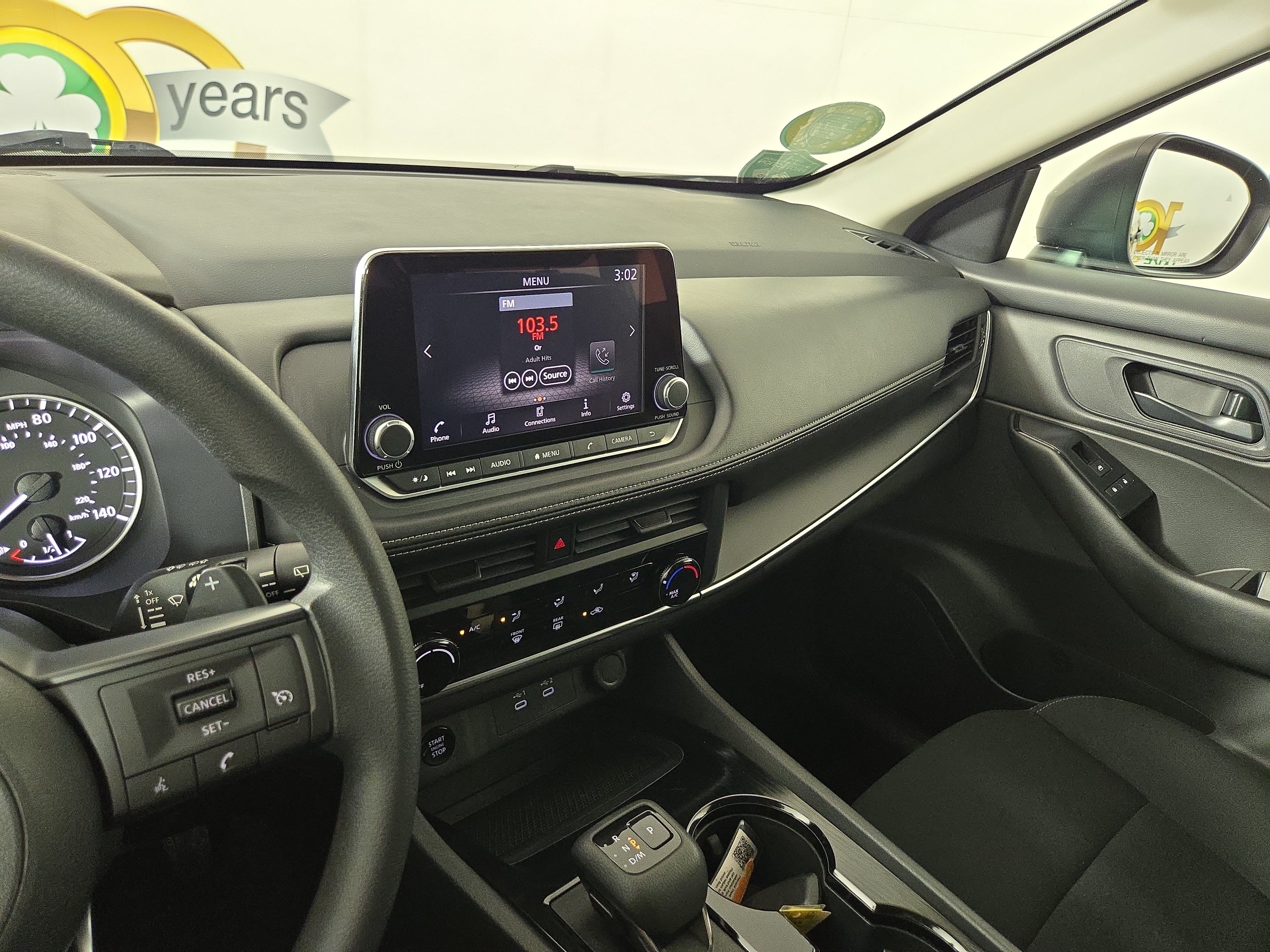 Used 2024 Nissan Rogue S AWD/4WD image 23