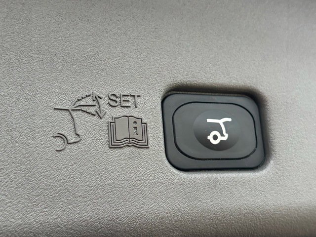 Used 2024 Lincoln Nautilus Premier w/ Equipment Group 102A image 46