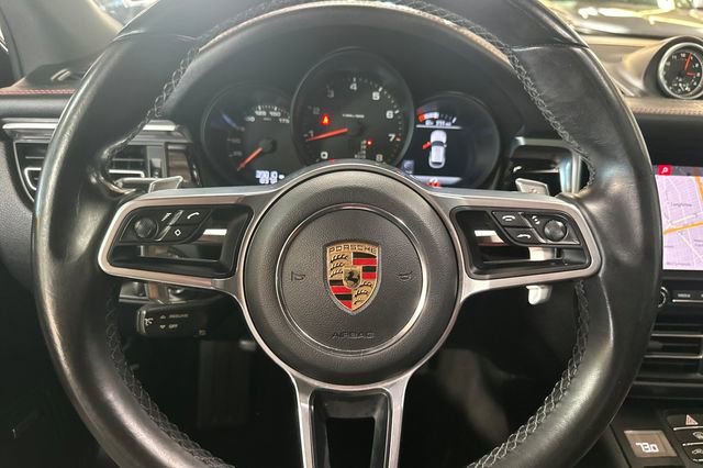 Used 2021 Porsche Macan image 29