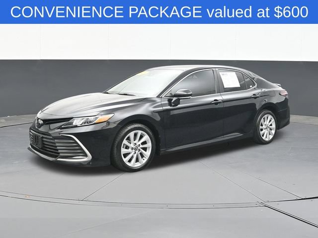 Used 2023 Toyota Camry LE w/ Convenience Package FWD image 4