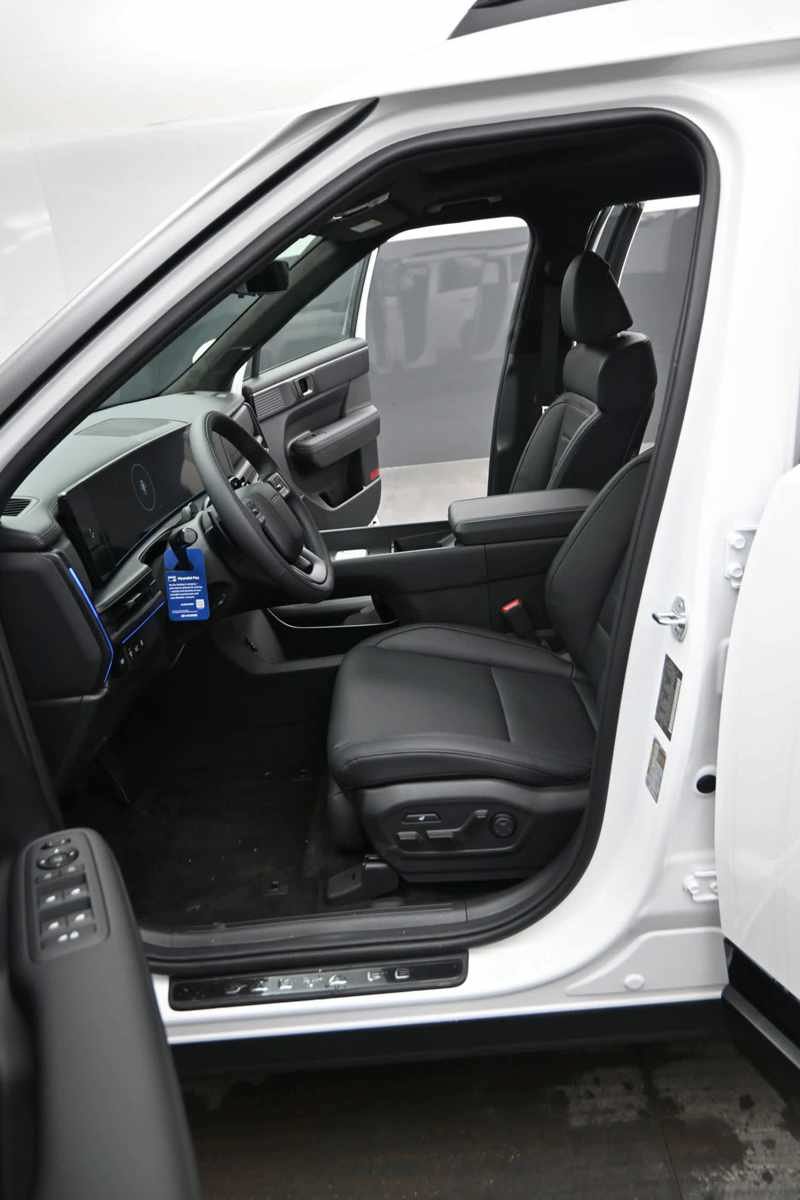 New 2026 Hyundai Santa Fe Calligraphy AWD/4WD image 15