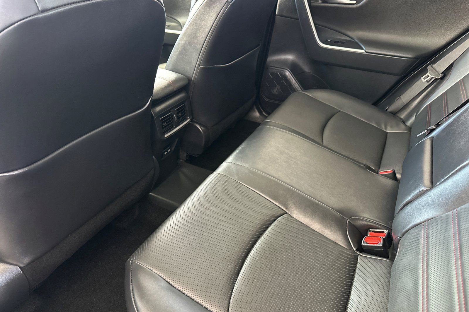 Certified 2023 Toyota RAV4 XSE w/ Premium Package AWD/4WD image 12