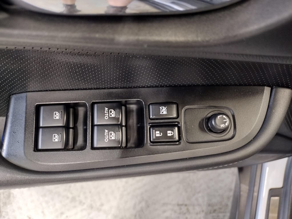 Used 2015 Subaru Outback 2.5i Limited AWD/4WD image 21