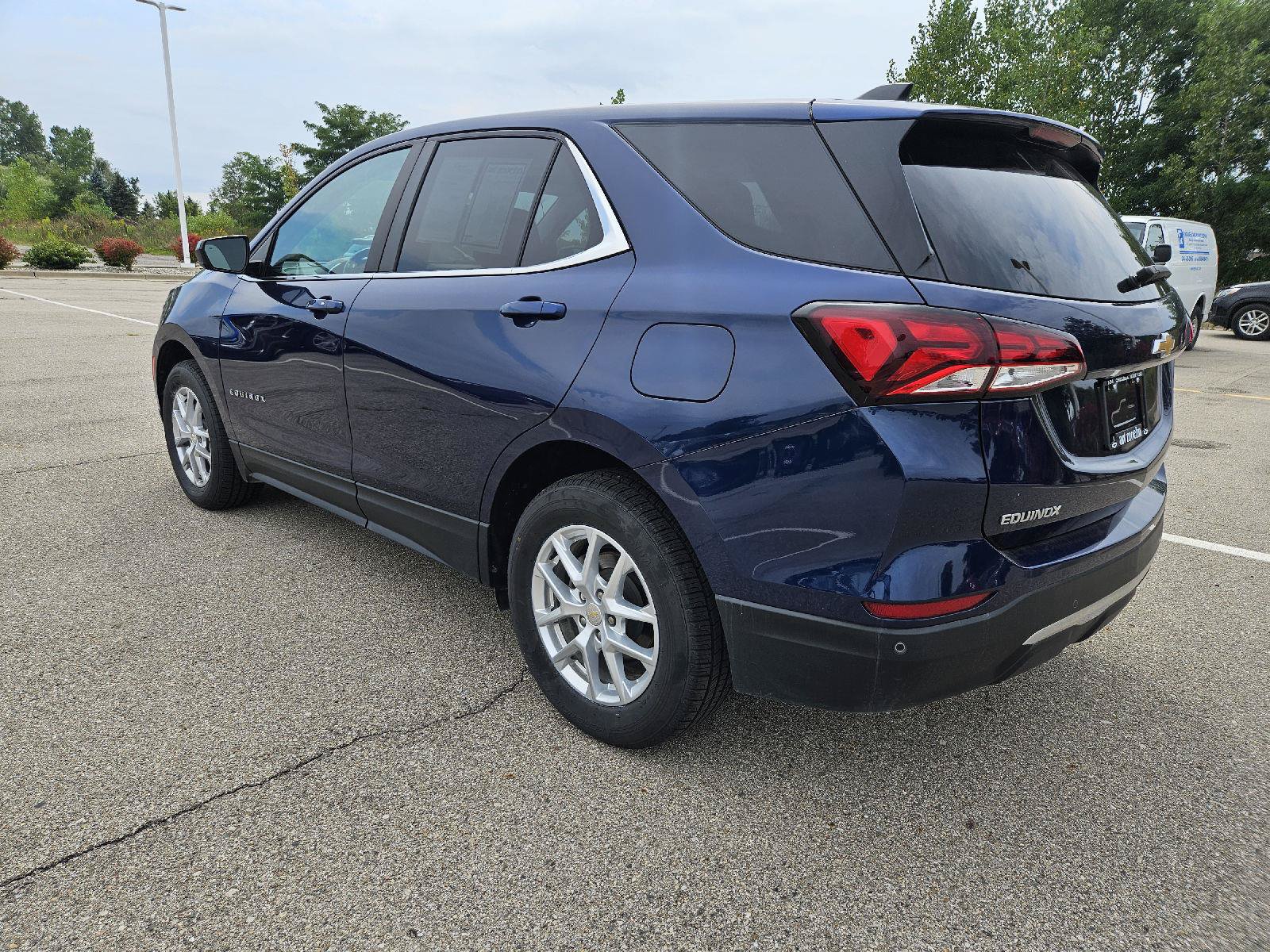 Used 2022 Chevrolet Equinox LT AWD/4WD image 5