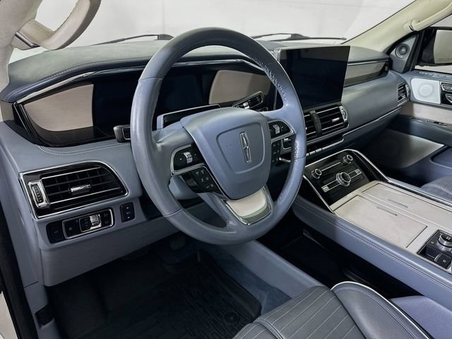 Certified 2023 Lincoln Navigator L Black Label AWD/4WD image 12