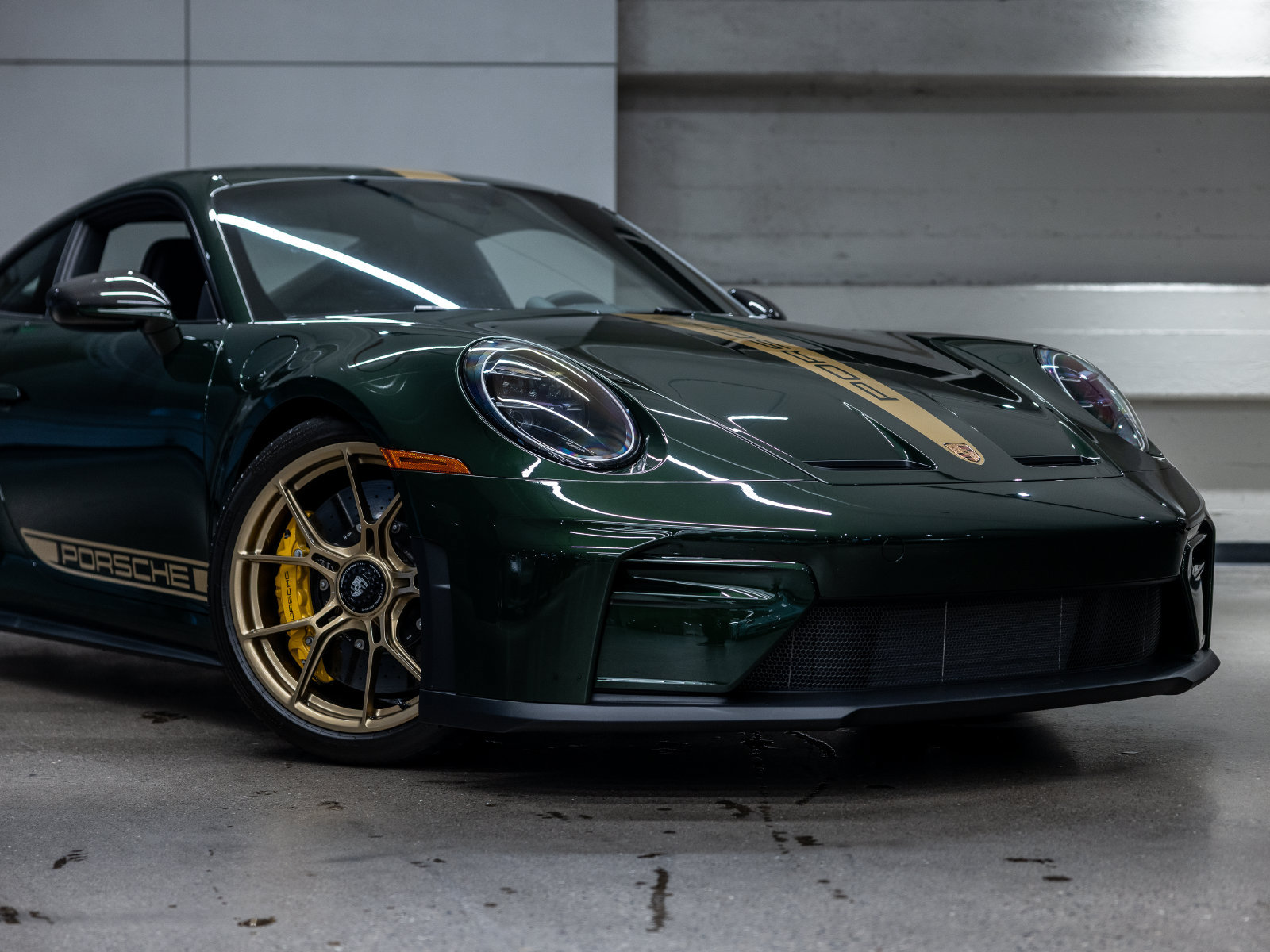 Certified 2025 Porsche 911 GT3 RWD image 16