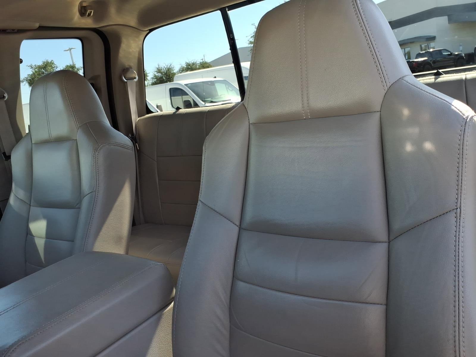 Used 2008 Ford F350 XLT AWD/4WD image 15