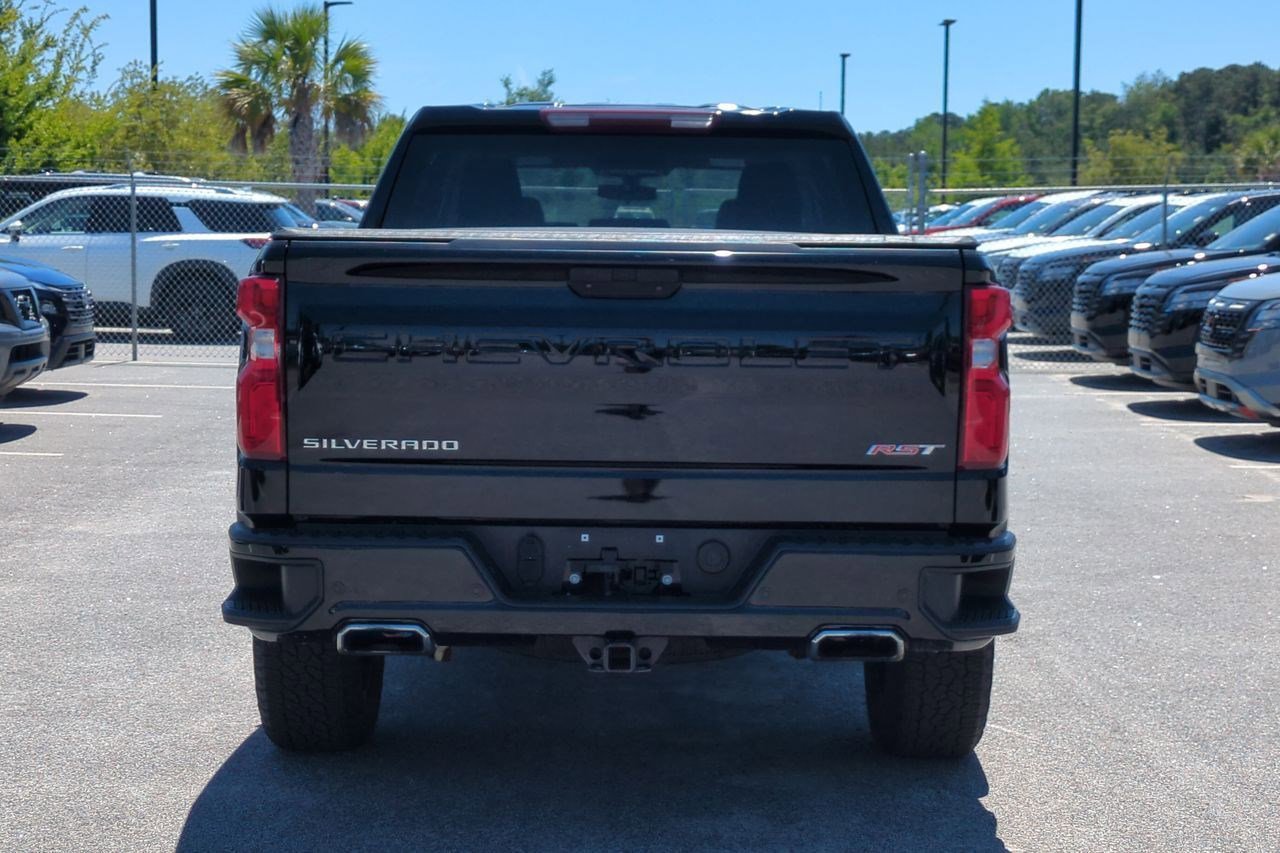 Used 2022 Chevrolet Silverado 1500 RST AWD/4WD image 5