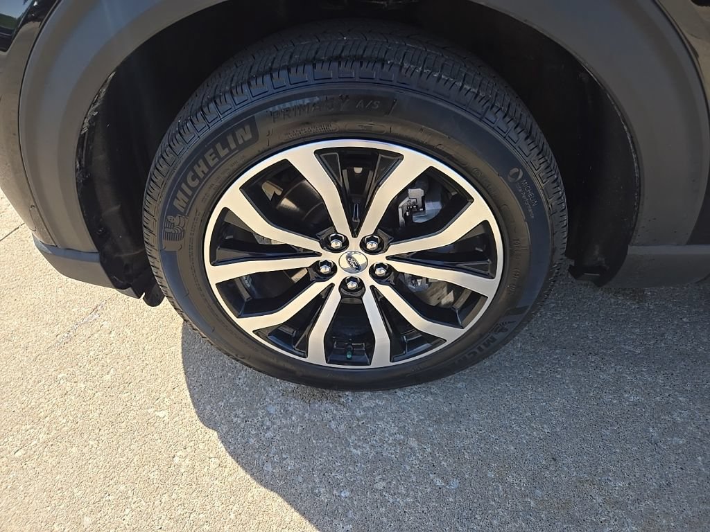 Used 2025 Ford Explorer ST-Line AWD/4WD image 27