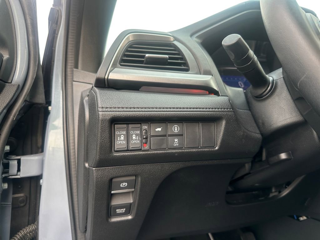 Used 2023 Honda Odyssey Sport image 13