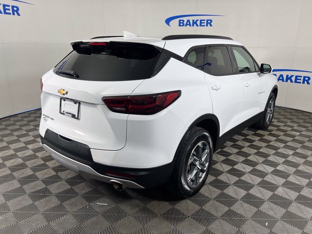 Certified 2024 Chevrolet Blazer LT w/ Convenience Package AWD/4WD image 36