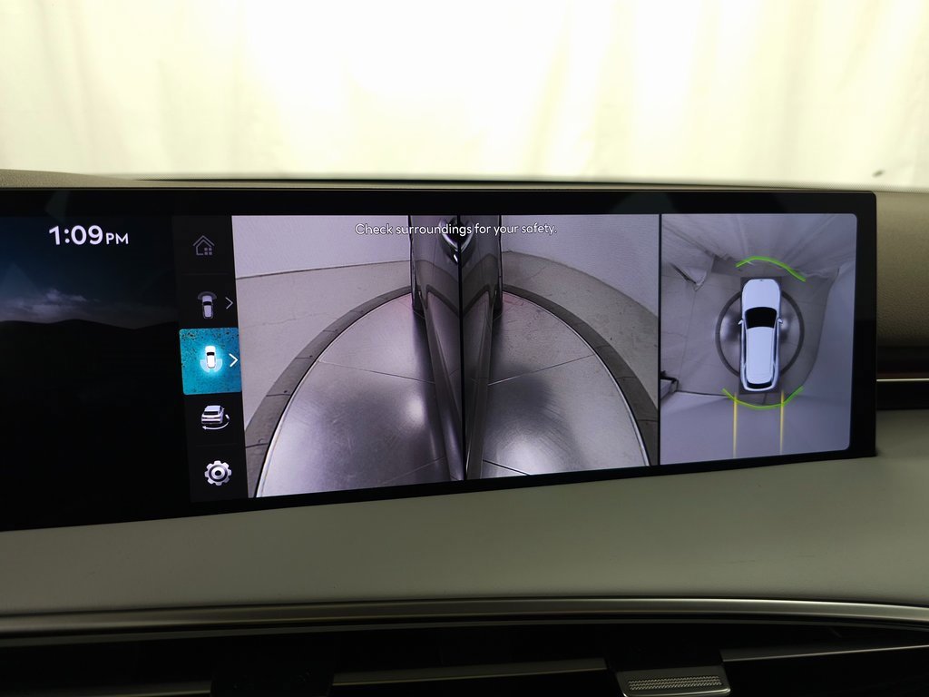 Used 2026 Genesis GV70 2.5T Advanced image 24