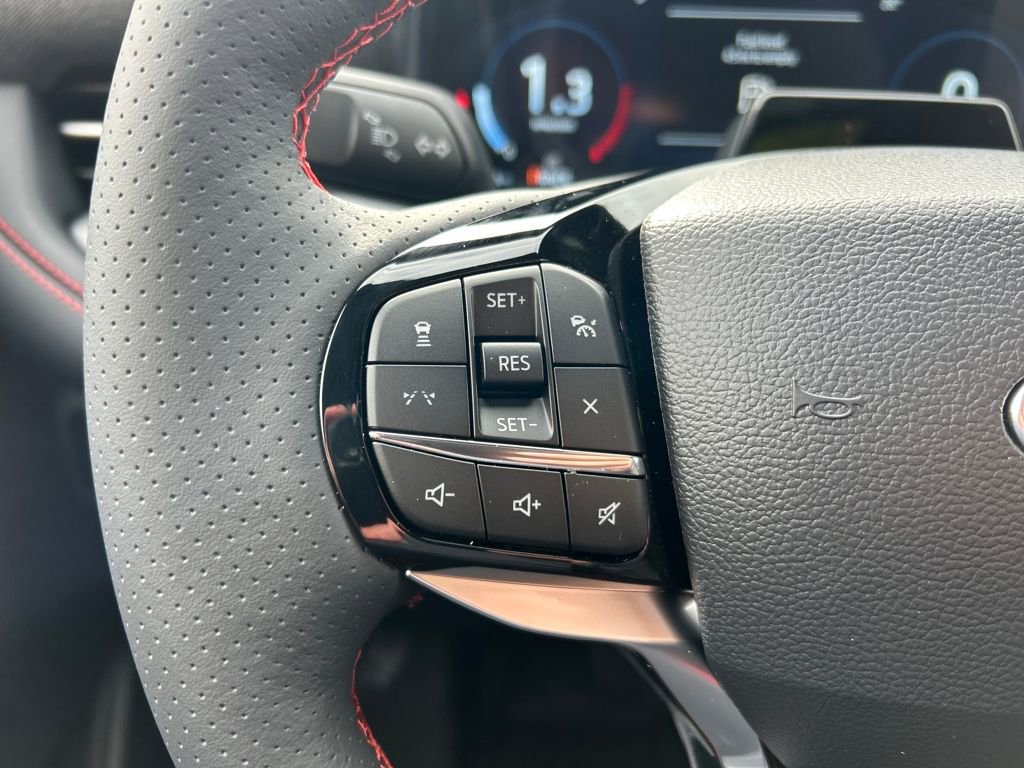 New 2026 Ford Explorer ST-Line image 29