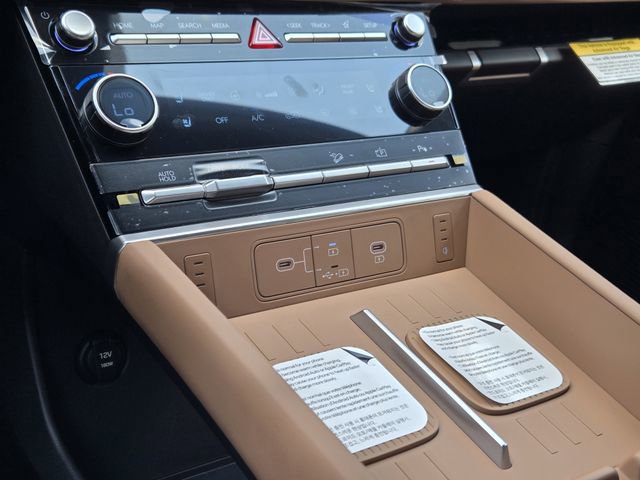 Used 2026 Hyundai Santa Fe Calligraphy image 14