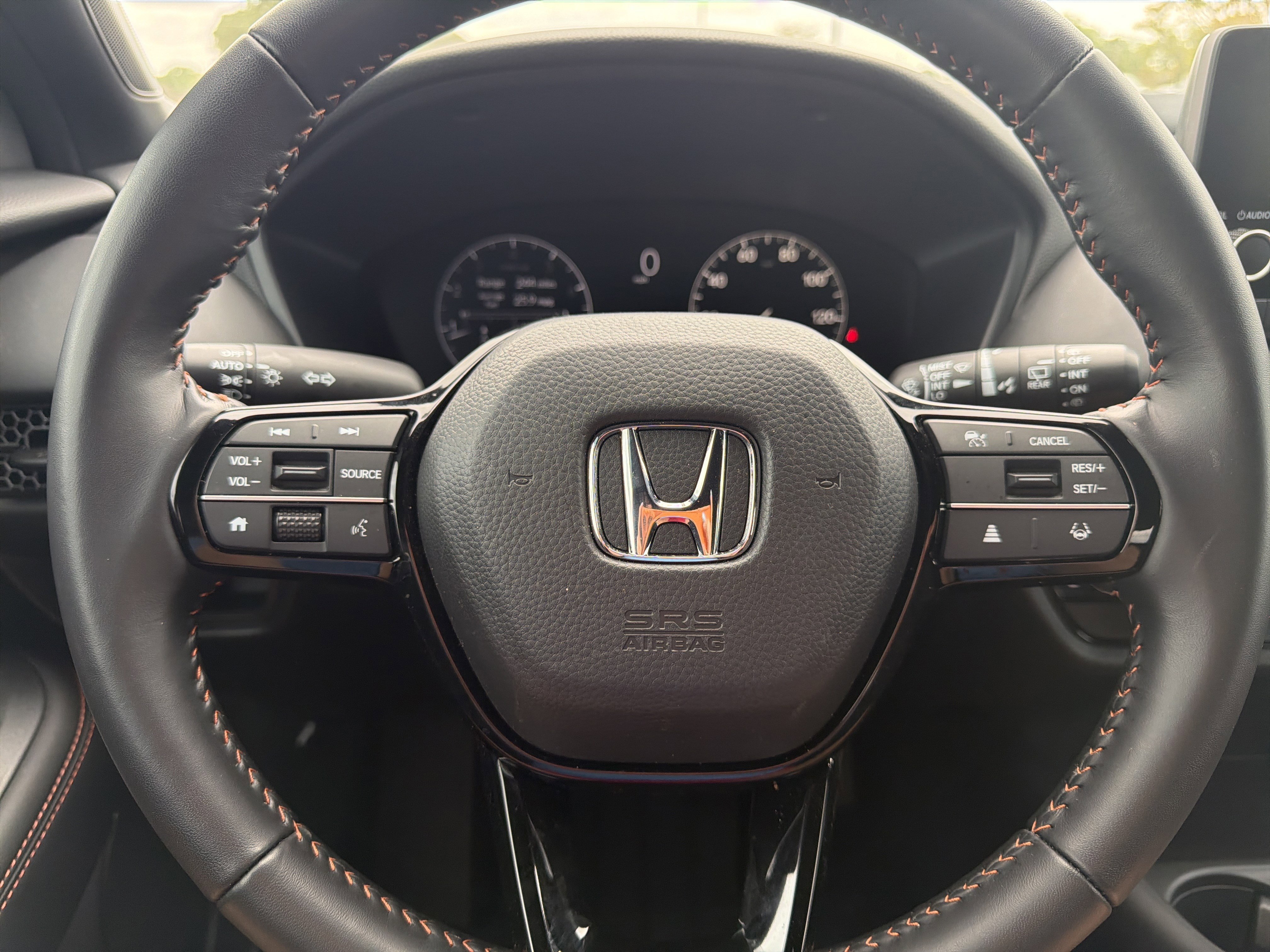 Certified 2025 Honda HR-V Sport image 25