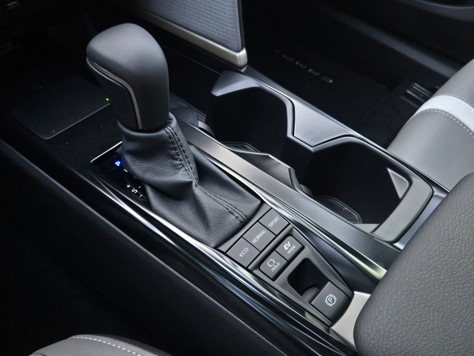 Certified 2026 Toyota Camry SE FWD image 16