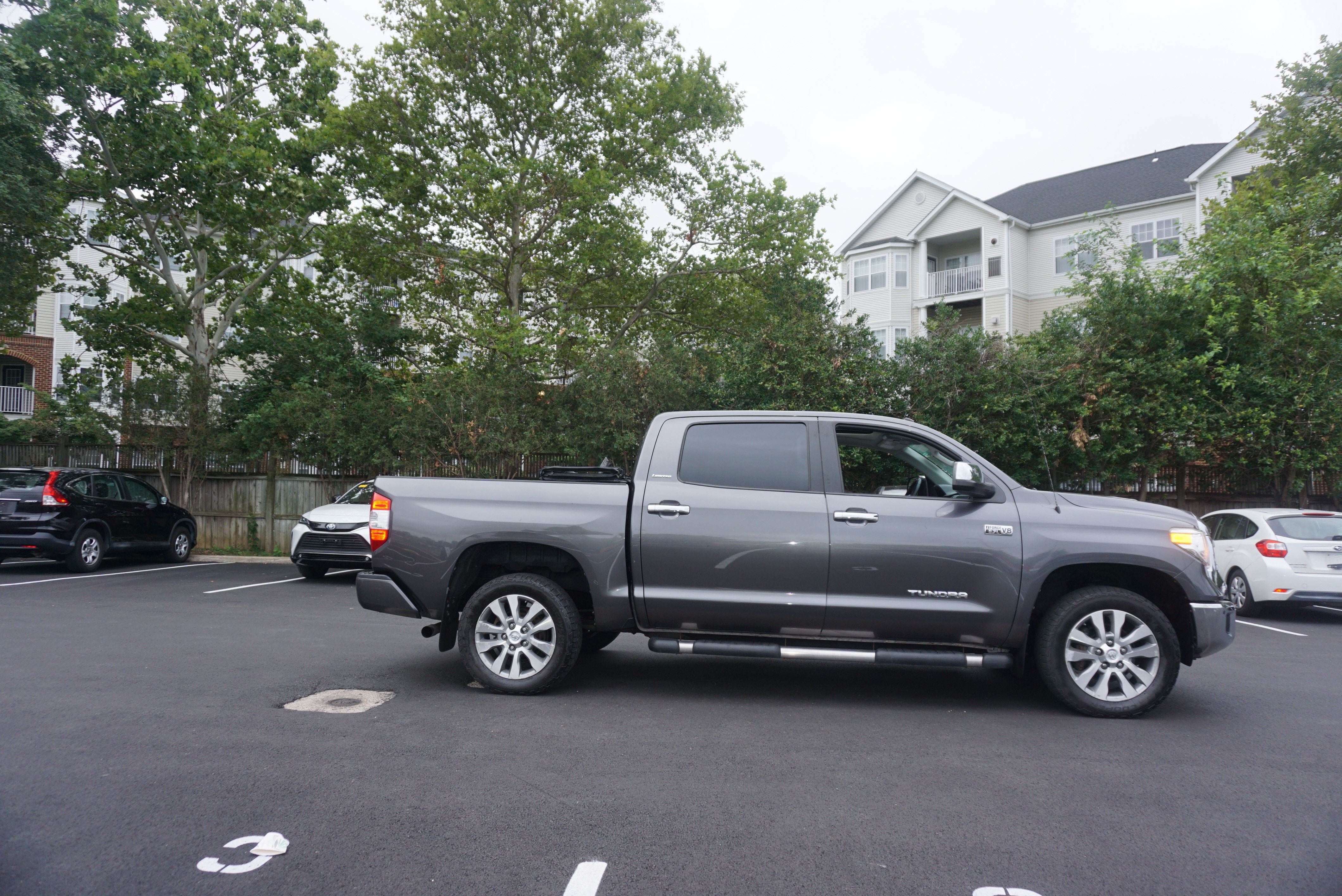Used 2015 Toyota Tundra Limited w/ Limited Premium Package AWD/4WD image 3