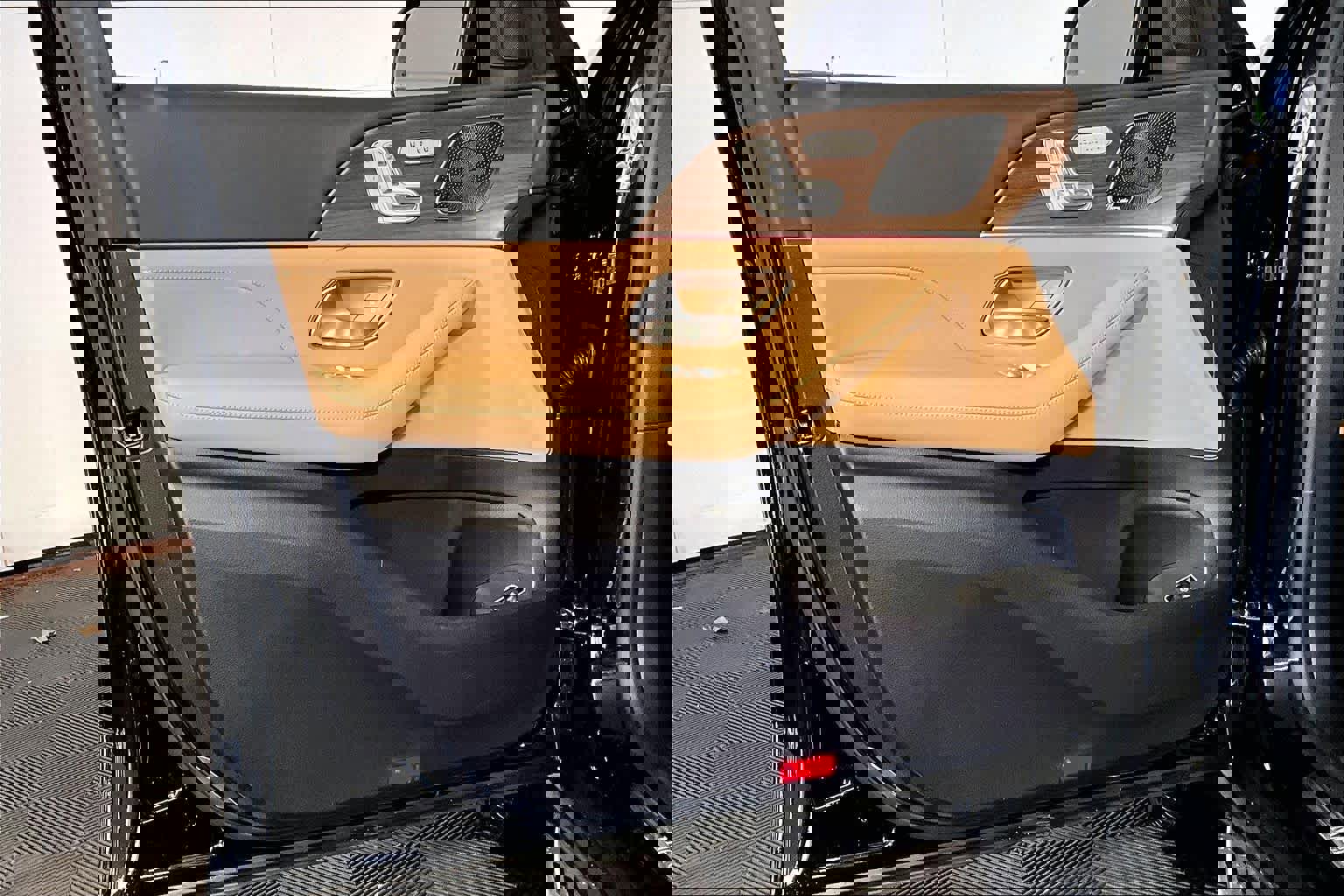 New 2026 Mercedes-Benz GLS 450 4MATIC image 11