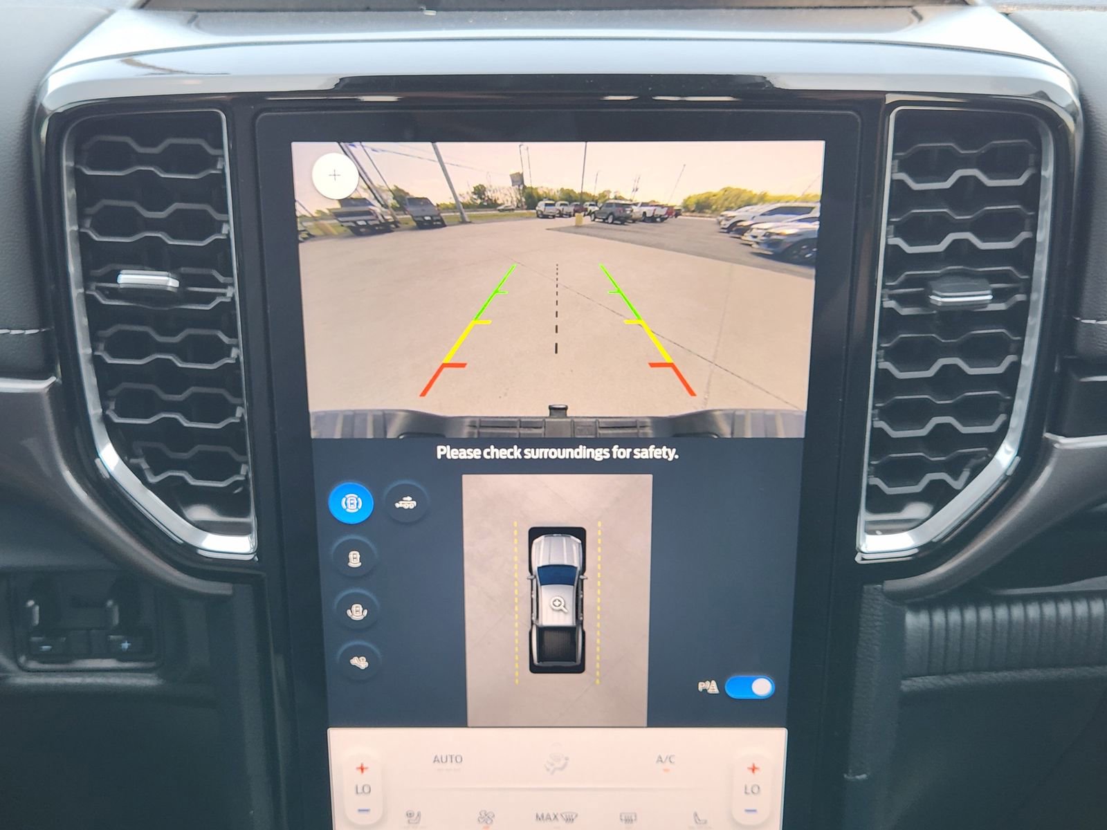 Used 2024 Ford Ranger Lariat w/ FX4 Off-Road Package image 20