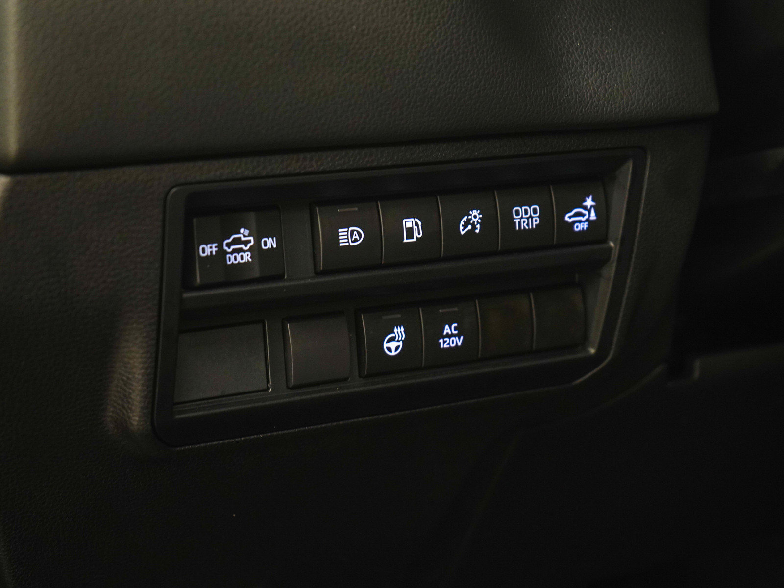 Used 2023 Toyota Tundra Limited AWD/4WD image 27