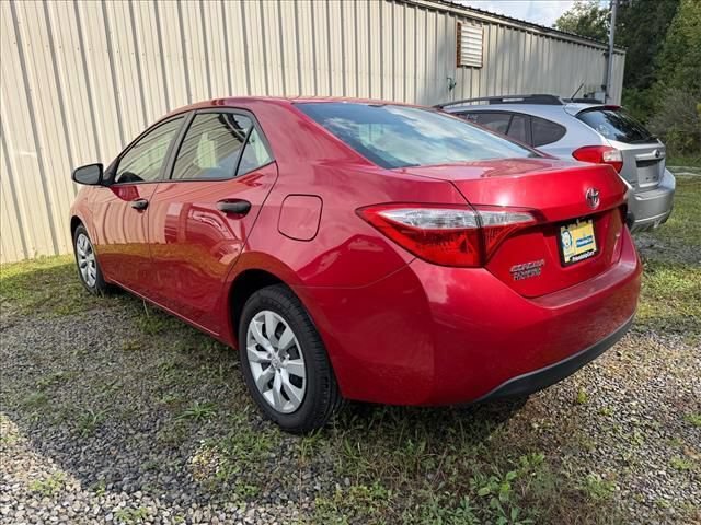 Used 2015 Toyota Corolla LE FWD image 8