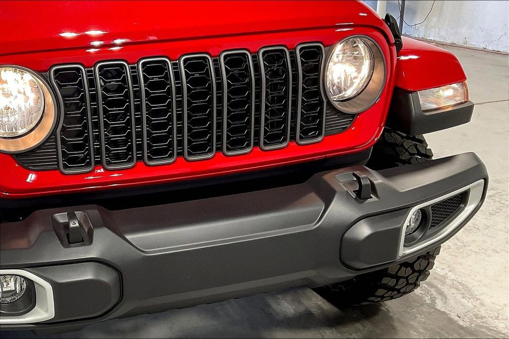 New 2025 Jeep Gladiator Sport image 36