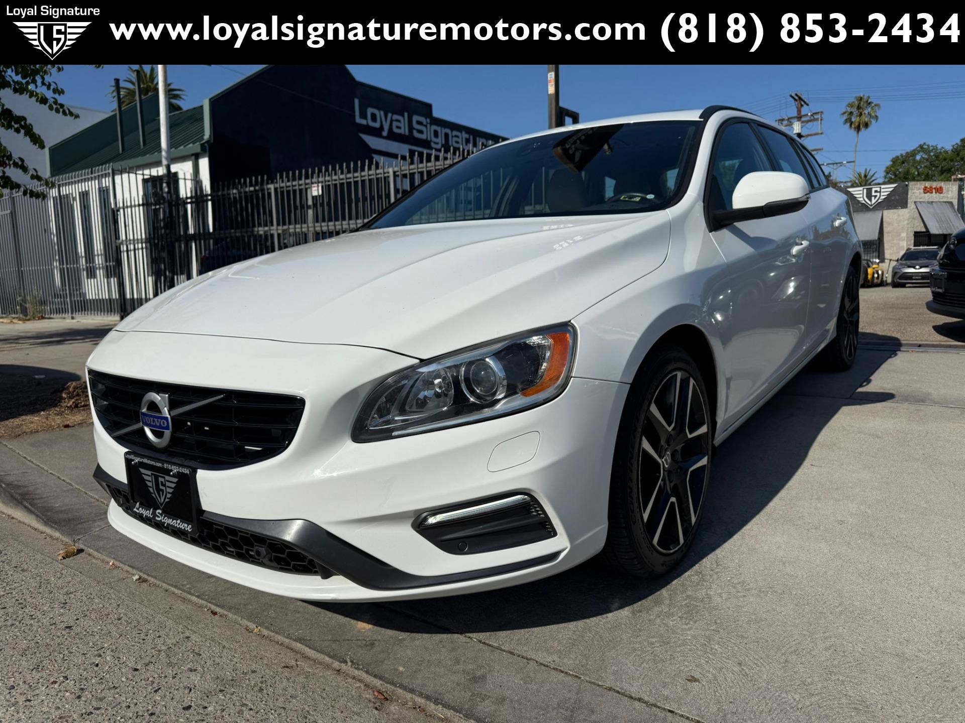 Used 2017 Volvo V60 T5 Dynamic FWD image 3