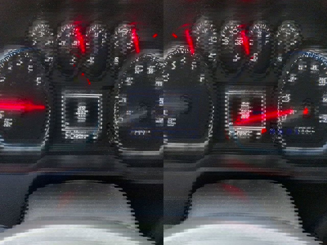 Used 2024 Chevrolet Silverado 2500 Custom w/ Custom Value Package image 15