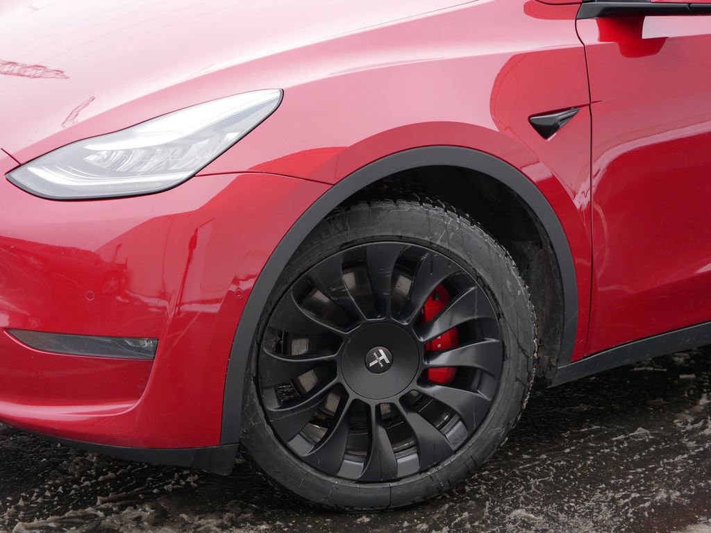 Used 2020 Tesla Model Y Long Range image 28