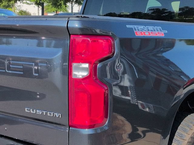 Used 2019 Chevrolet Silverado 1500 Custom Trail Boss w/ Custom Convenience Package AWD/4WD image 11