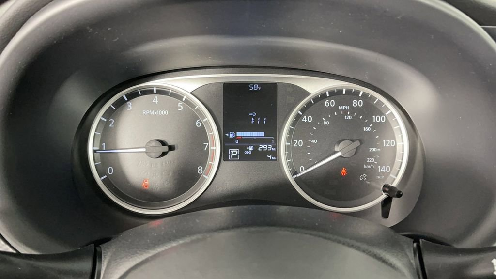 New 2025 Nissan Kicks Play S image 27