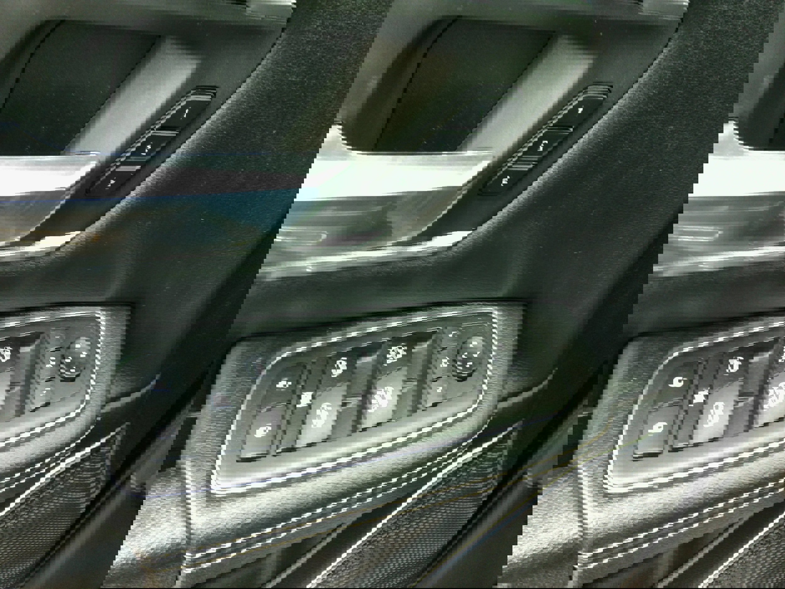 Used 2019 RAM 1500 Laramie image 19